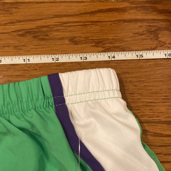 NWT - green athletic shorts with built in underwear - Picture 8 of 9